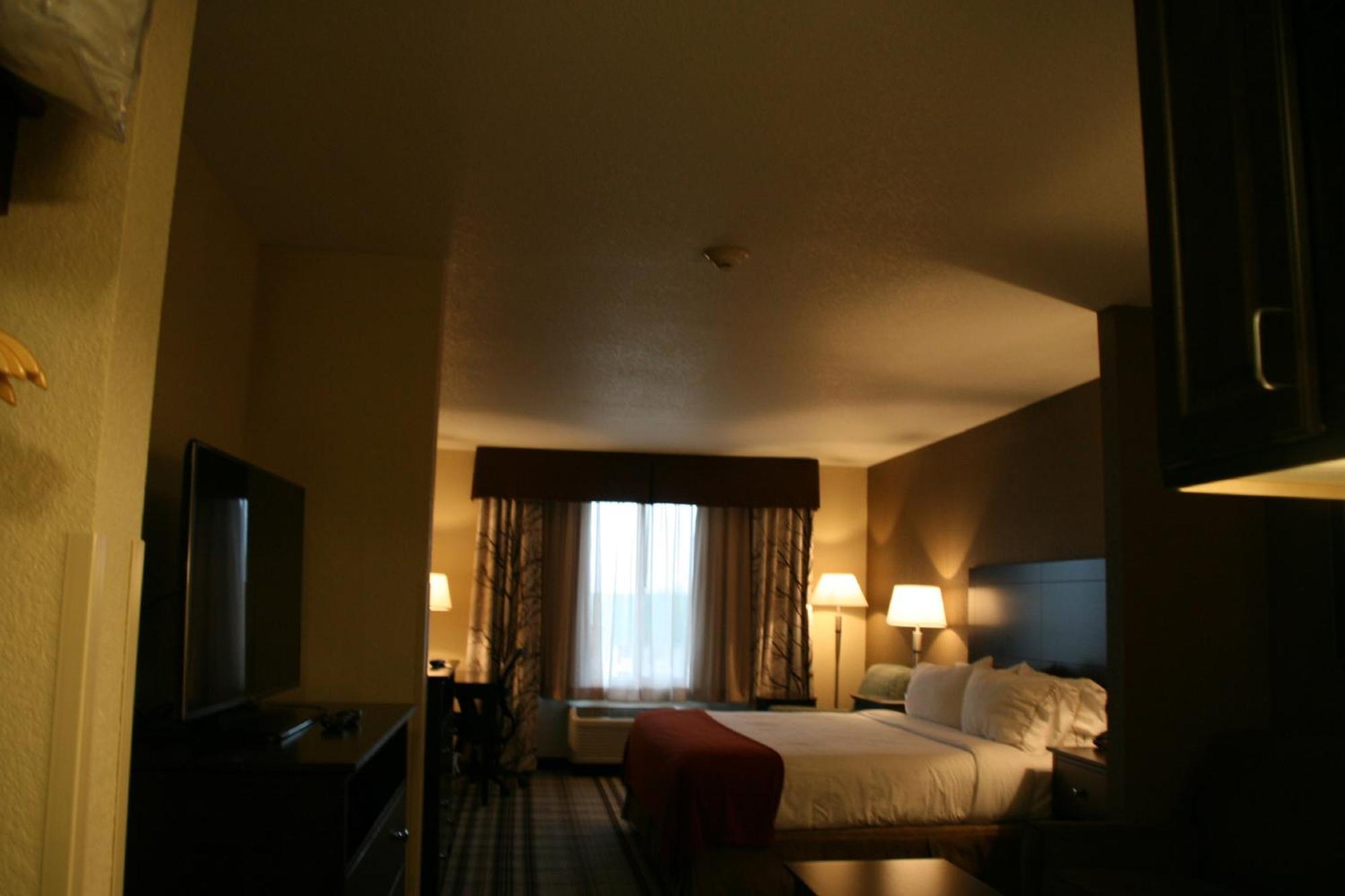 ホリデイ イン エクスプレス&スイーツ ネバダ Nevada エクステリア 写真